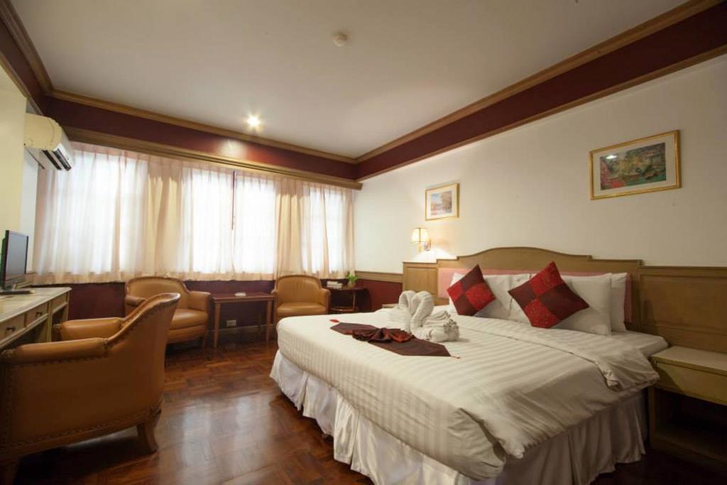 Suda Palace Bangkok Exterior photo