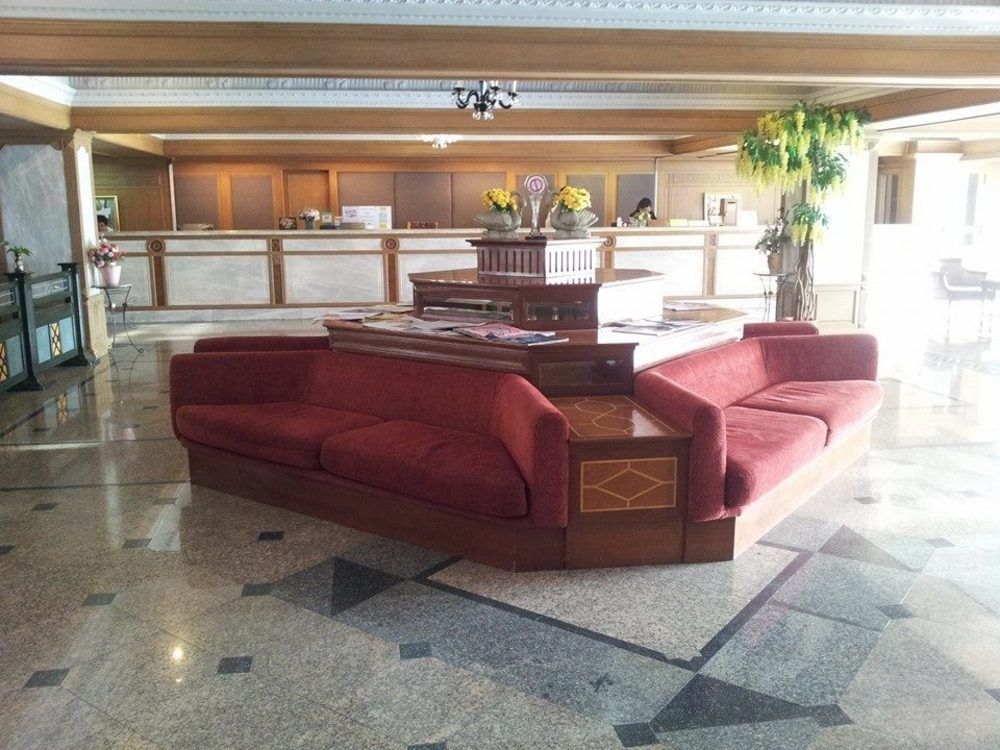 Suda Palace Bangkok Exterior photo