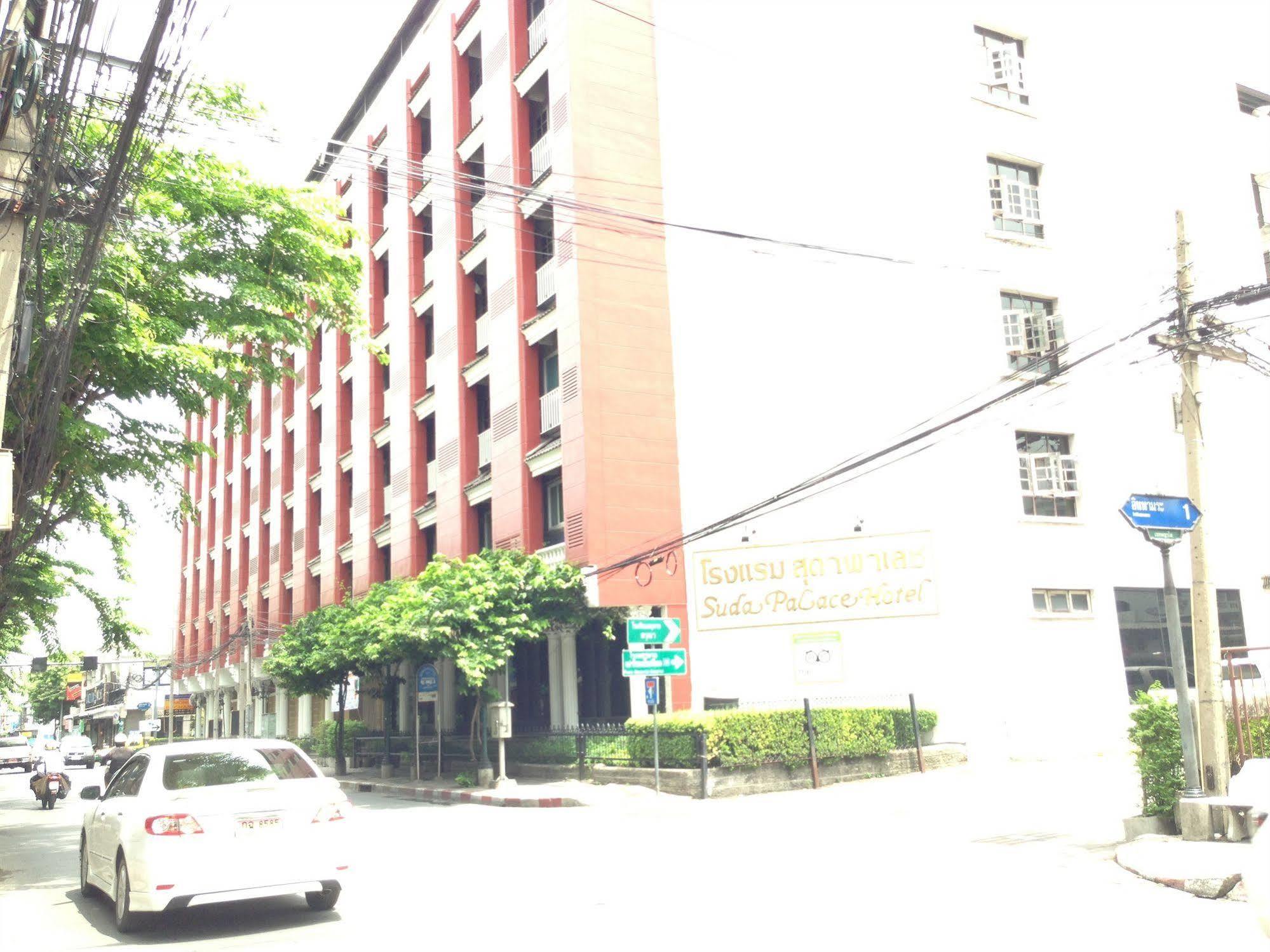 Suda Palace Bangkok Exterior photo